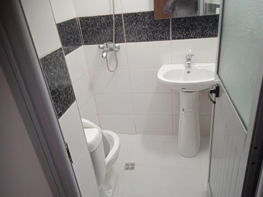 Vila N Dervishi Vlore Exterior photo